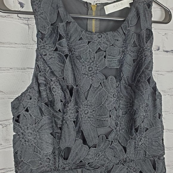 Astr The Label Women's Large Black Lace Lined Dress - Picture 4 of 9